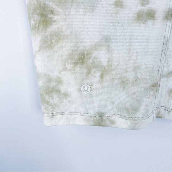 Lululemon - Twist Front Tee - Picture 5 of 5